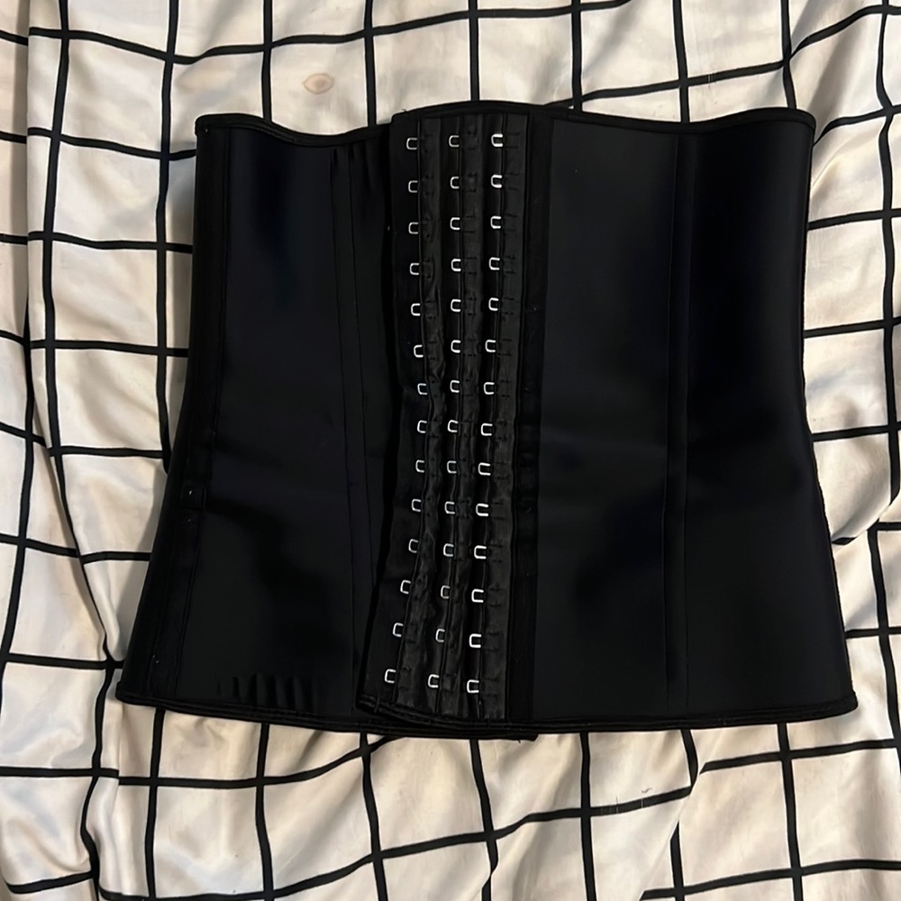 waist trainer